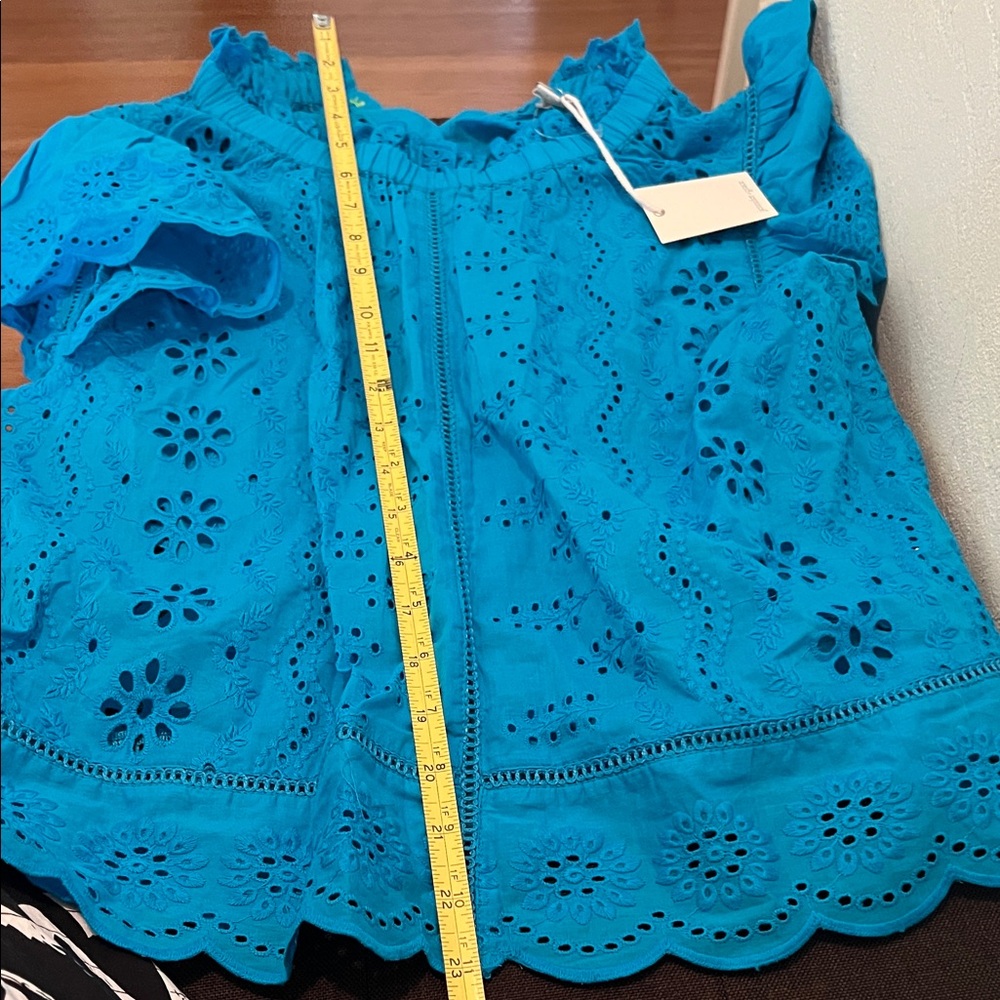 # 0891+ Women's Blue Eyelet Top - Picture 7 of 15
